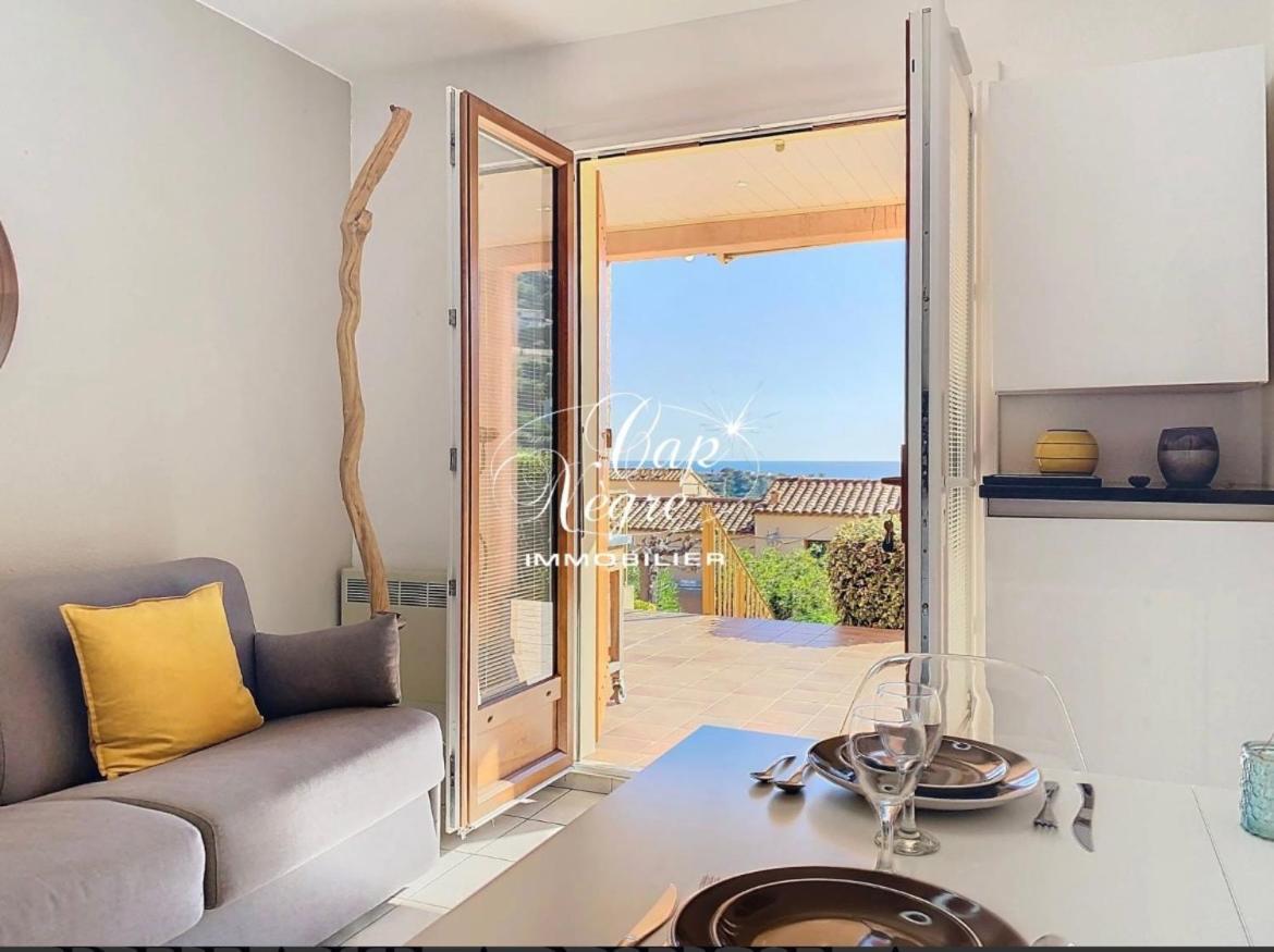Ferienwohnung Terrasse De 30M2 Vue Mer Panoramique 1 Chambre Cavalaire-sur-Mer Exterior foto